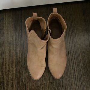 Women's Tan Ankle Boots
